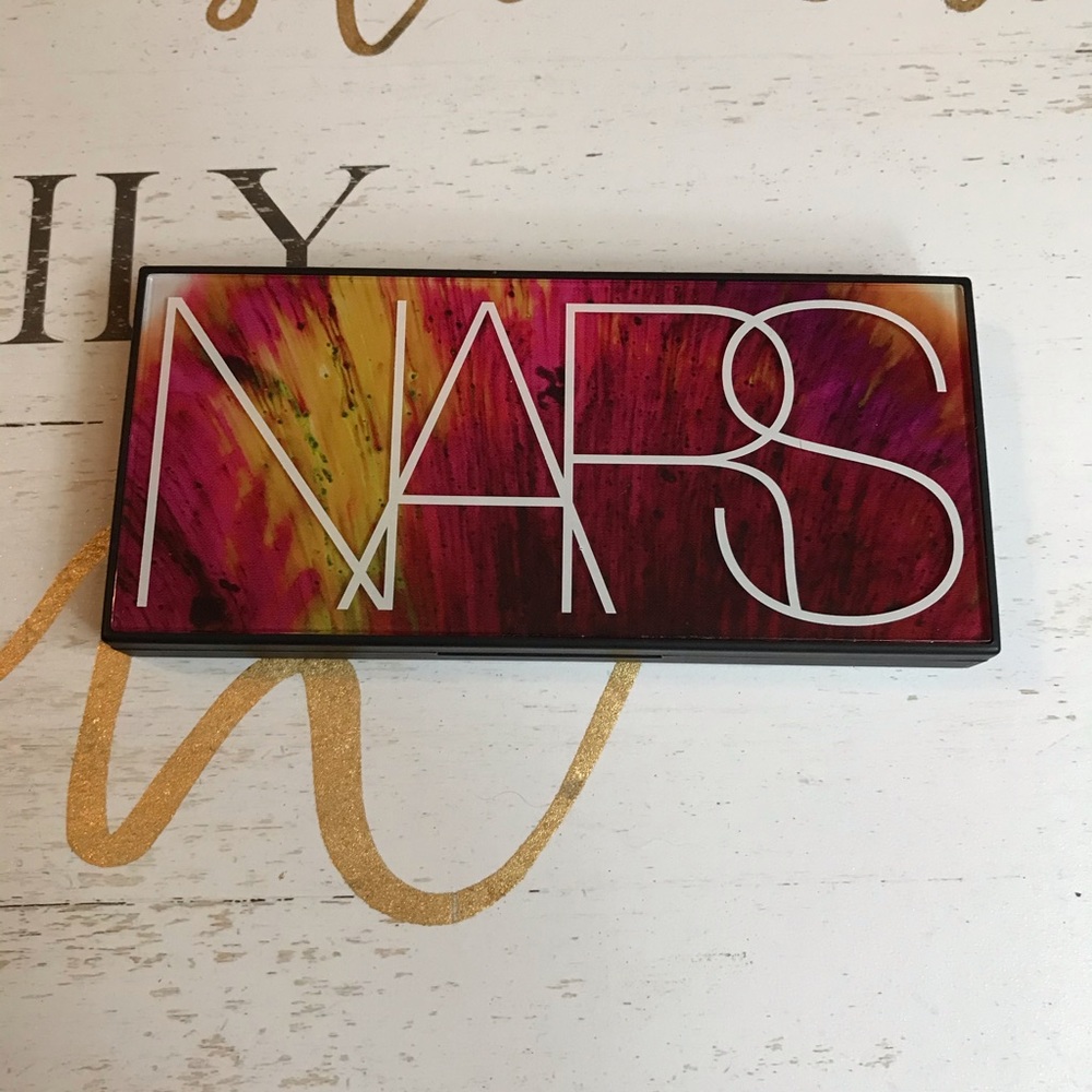**NWOB**NARS Lost In Luster Eye Palette